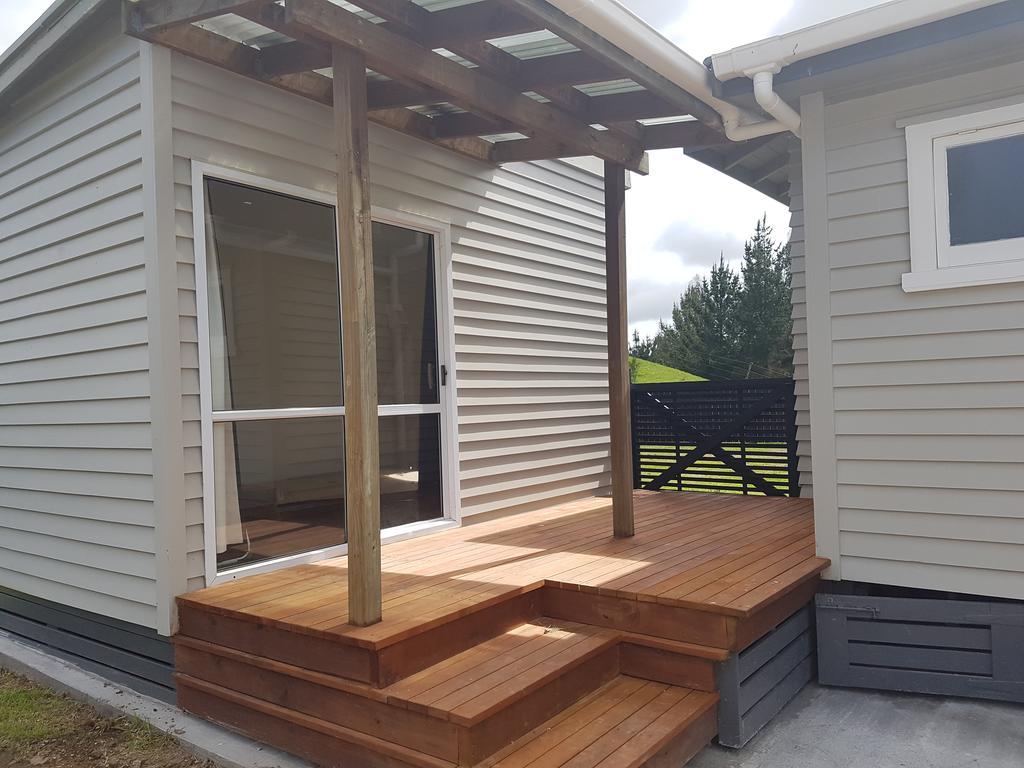 The Farmhouse - Taupo Villa Kinloch Esterno foto